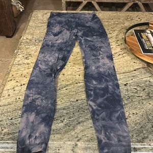 Lululemon leggings size 4 used great condition multicolor grey and light pink